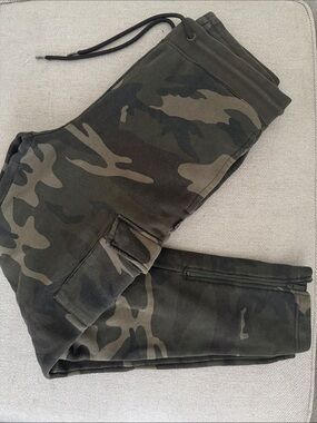 CSG. Camo Cargo Joggers
